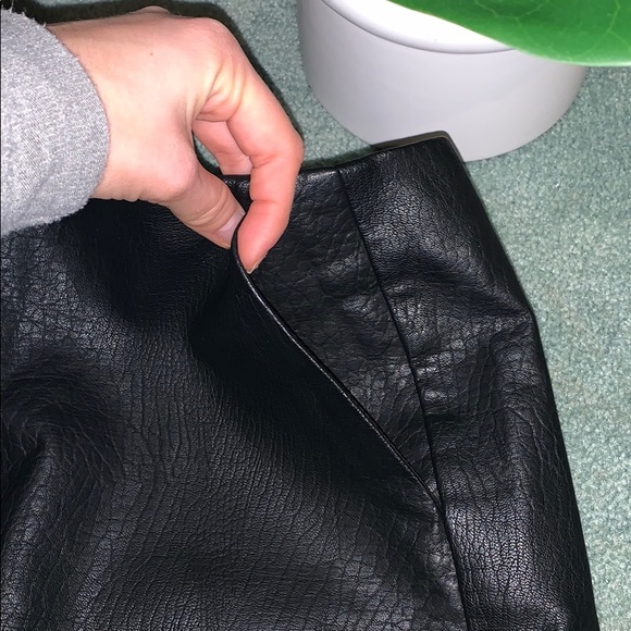 Topshop black mini skirt - Picture 4 of 5